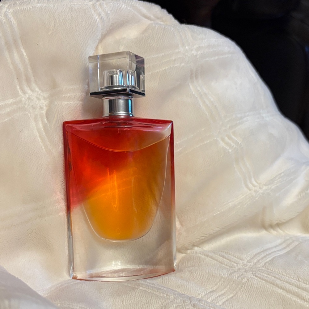 Vibrant Women's La Vie Belle de Parfum  L’elixer 1.7 oz Spray Perfume Lancombe